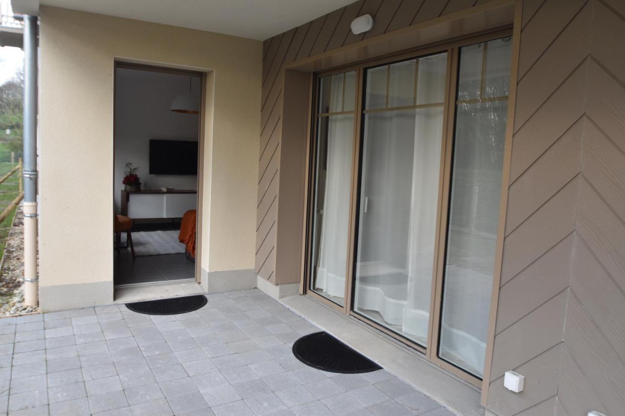 Escale A Saint Wary Classe 4 Etoiles Exterior photo